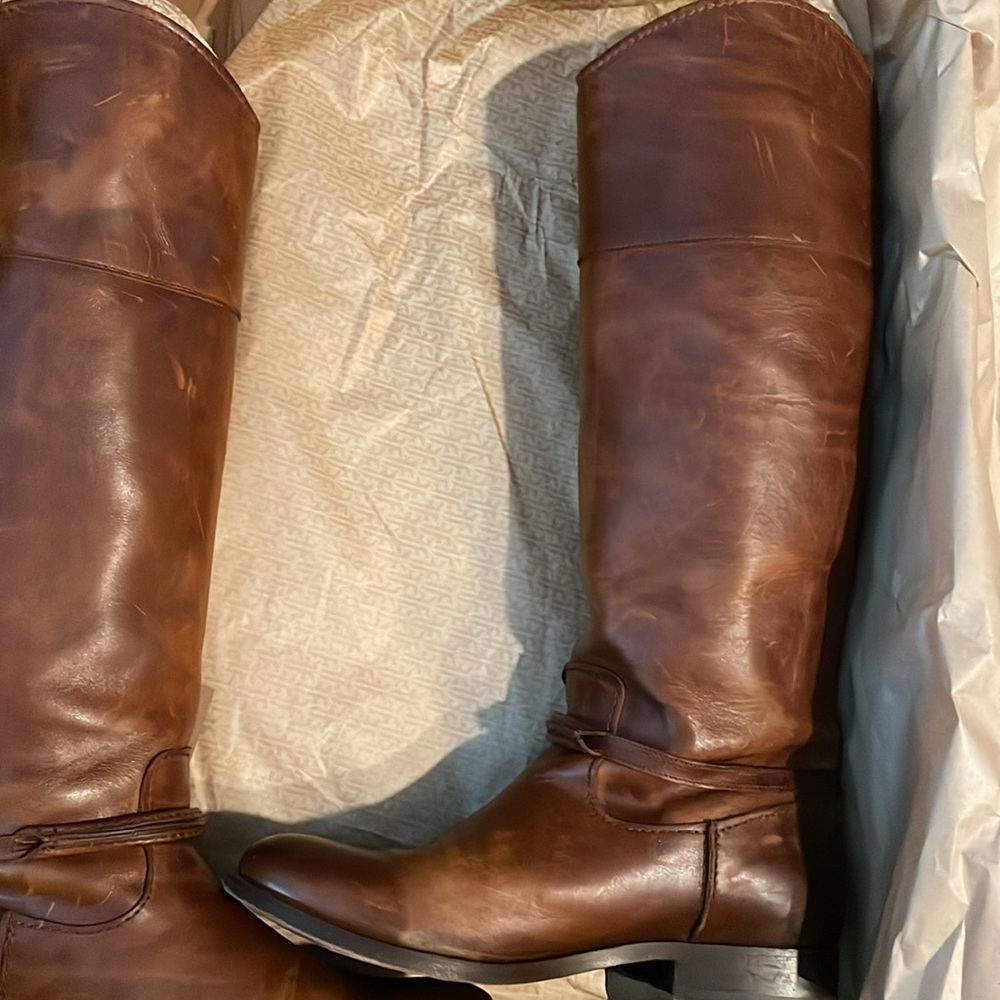 EUC Frye Melissa Seam Tall Boots Cognac Leather size 8B - Picture 5 of 10